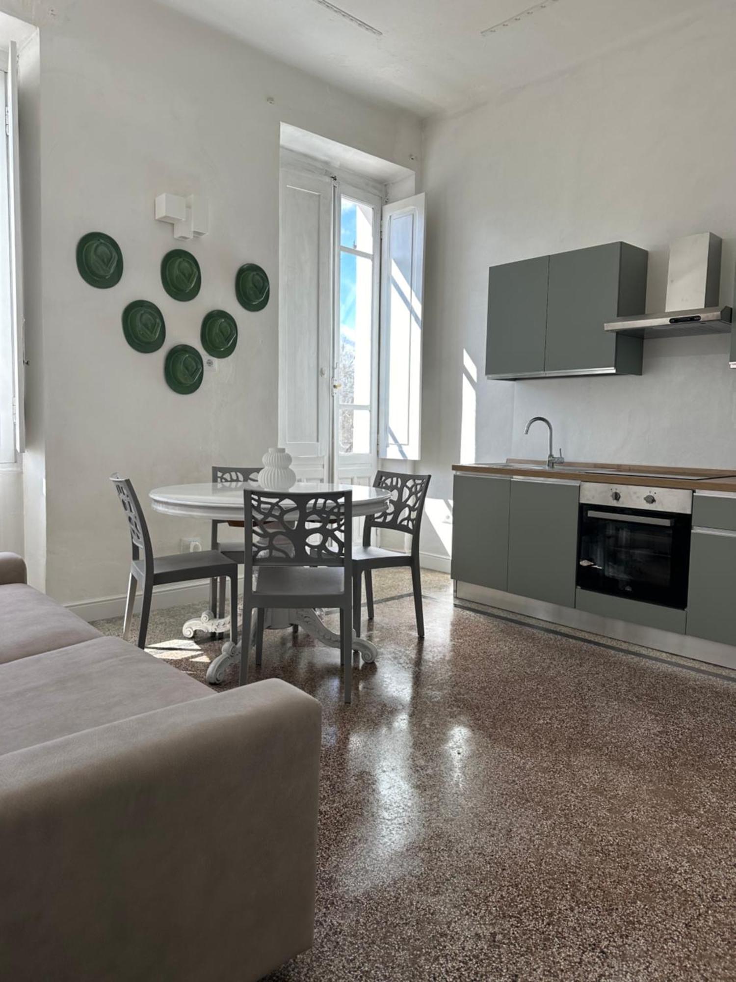 Palazzo Pilo Bed and Breakfast Sassari Exteriör bild